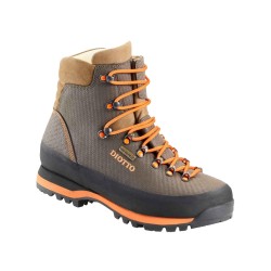 Botas de caza y trekking...